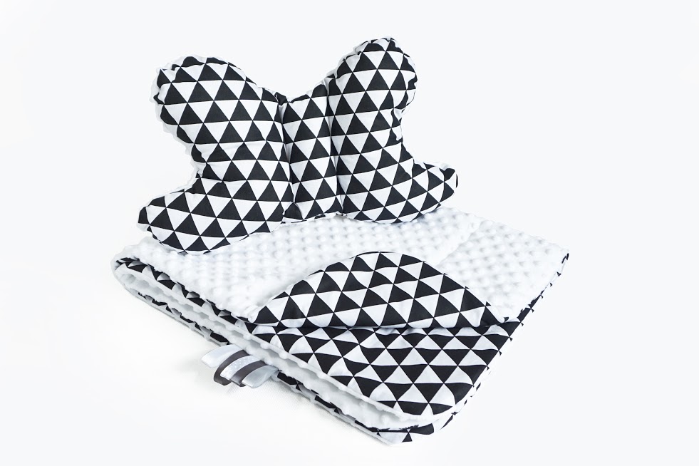 Set do kočíka Minky: Trojuholníčky (čierno/biela)