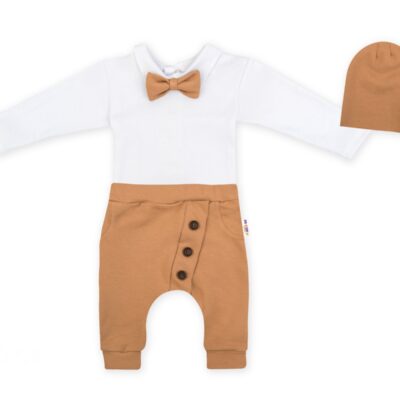Baby Nellys 3-dielna sada Hubert, body s motýlikom, tepláčiky a čiapočka - hnědá, veľ. 98