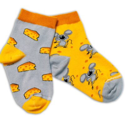 Baby Nellys Bavlnené veselé ponožky Myška a syr - žltá / sivá, veľ. 122/128