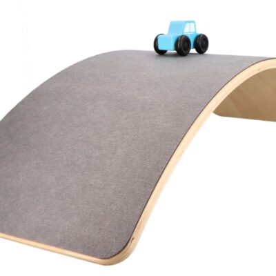 Balančná doska s plsteným povrchom a autíčkom, Adam Toys