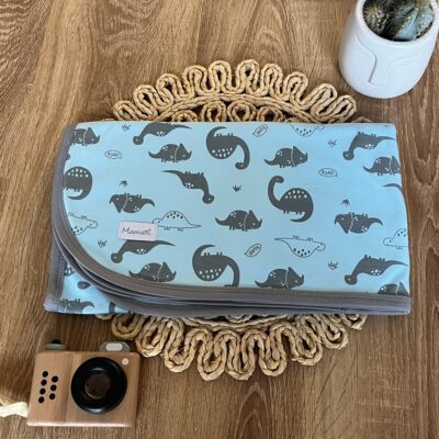 Detská obojstranná bavlnená deka, Mamatti 80 x 90 cm, Dino park - modrá s potlačou