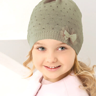 Háčkovaná čiapočka s kamienkami Mašlička, sivá