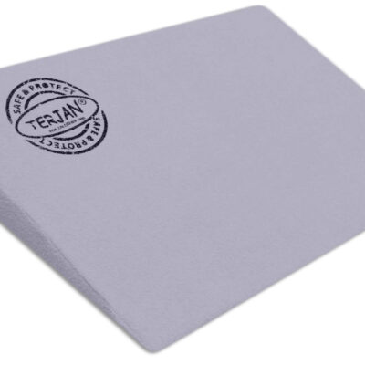 TERJAN: Sivý poťah na klin